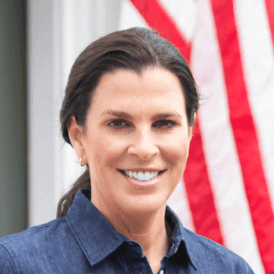 Profile picture of Stefany Shaheen