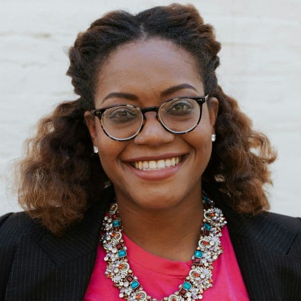 Profile picture of Lauren Babb Tomlinson